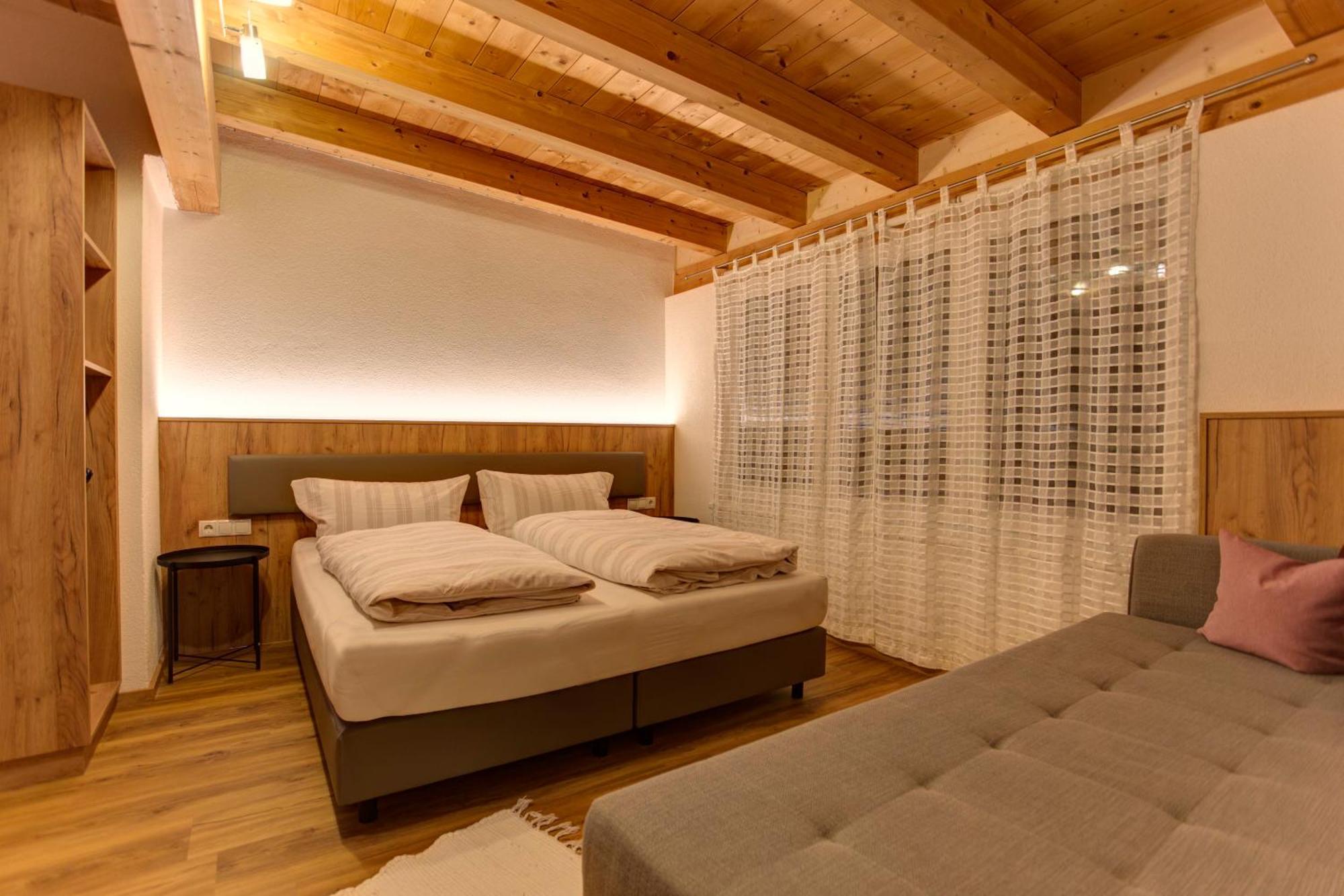 Haus Mattle Apartment Pettneu am Arlberg Ngoại thất bức ảnh